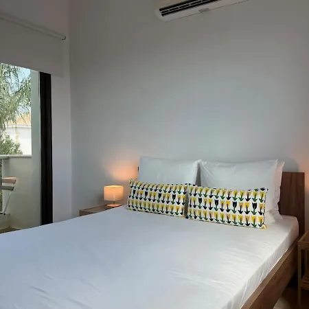 Agia Marina Gardens - Rural Retreat With Shared Pool & Parking * Avgorou