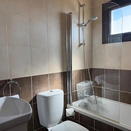 公寓 New - Agia Marina - Rural Retreat With Shared Pool & Parking Avgorou