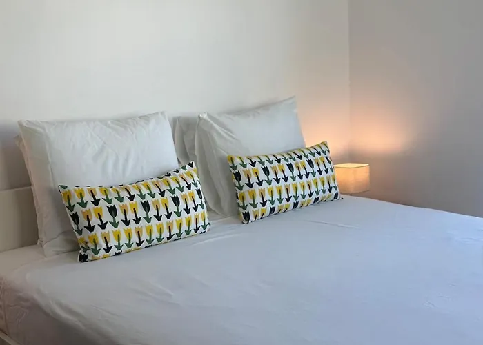 アパート New - Agia Marina - Rural Retreat With Shared Pool & Parking *