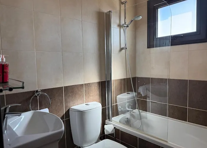 アパート New - Agia Marina - Rural Retreat With Shared Pool & Parking Avgorou