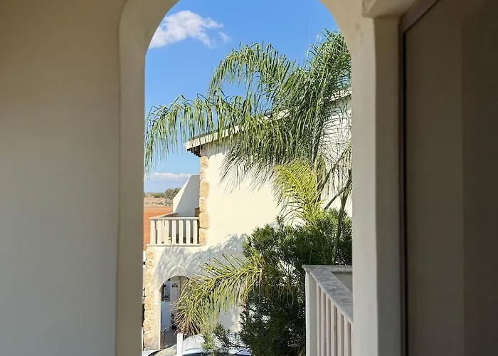 New - Agia Marina - Rural Retreat With Shared Pool & Parking Avgorou